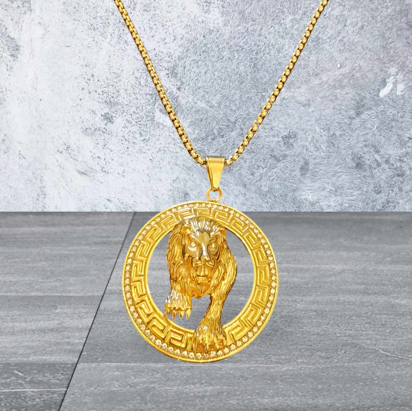 ensemble collier et lion