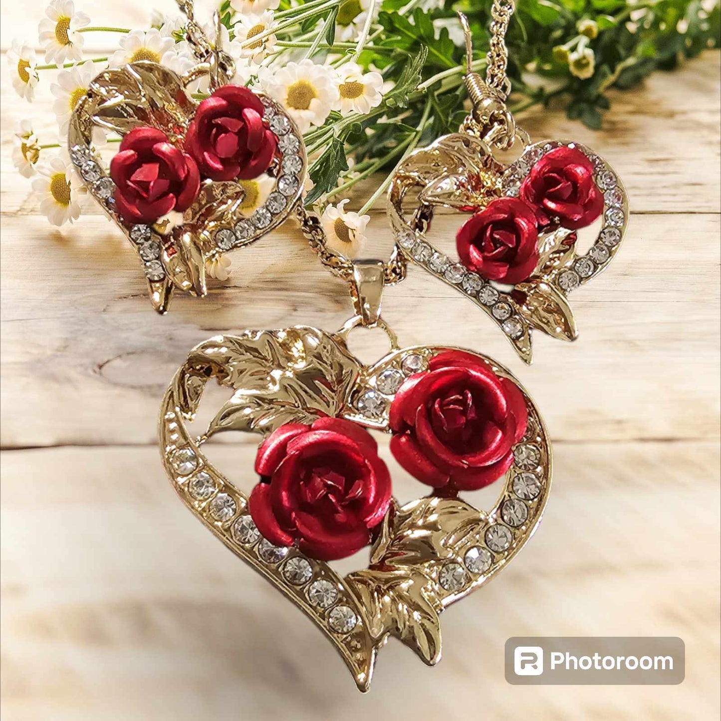 ensemble coeur chaine , pendentif plus boucle d'oreille