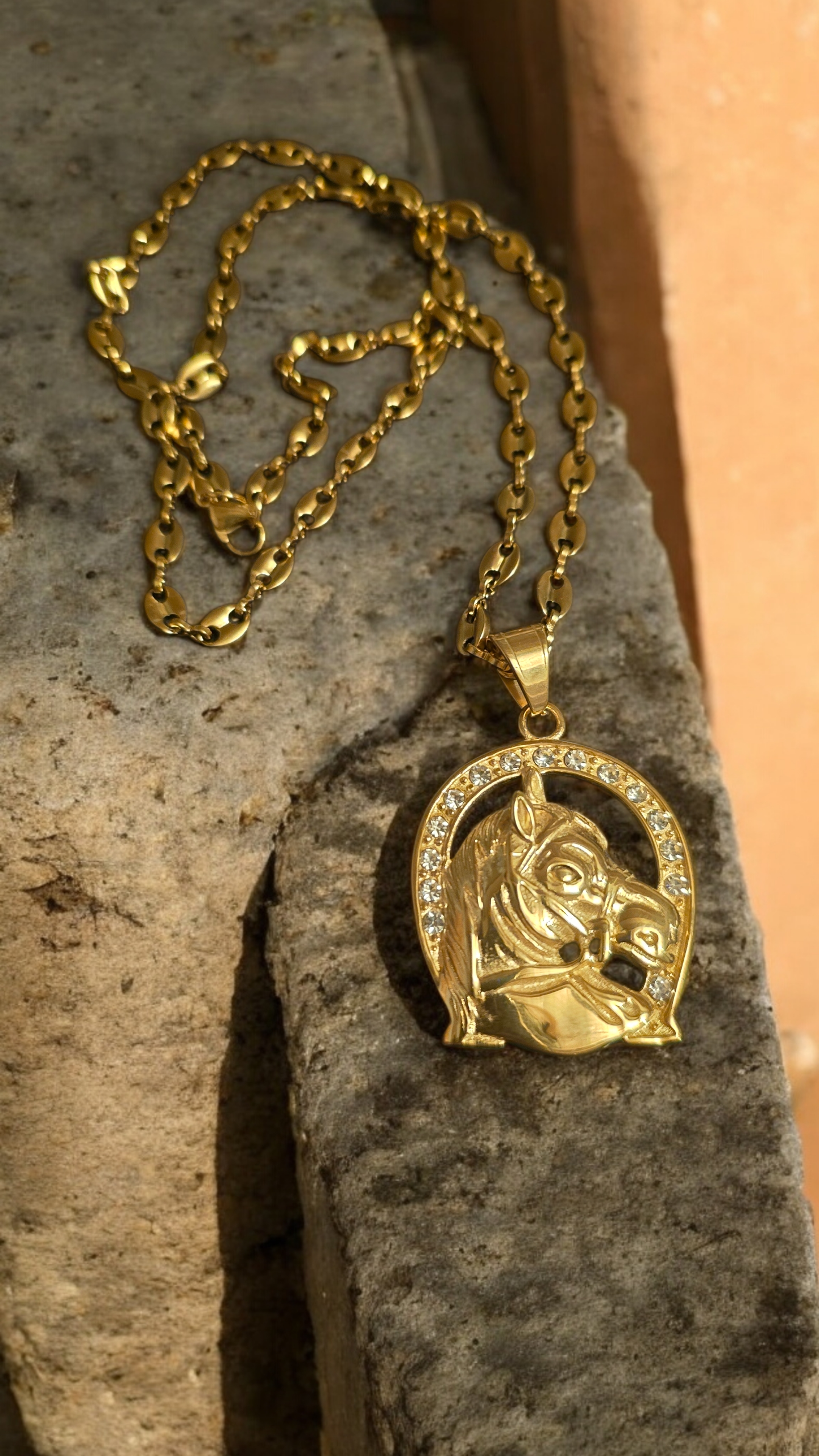 ensemble collier et pendentif fer à cheval