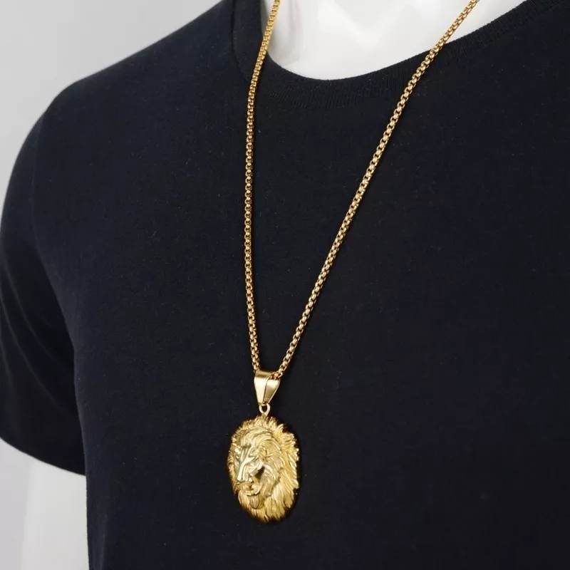 ensemble collier et tête de lion