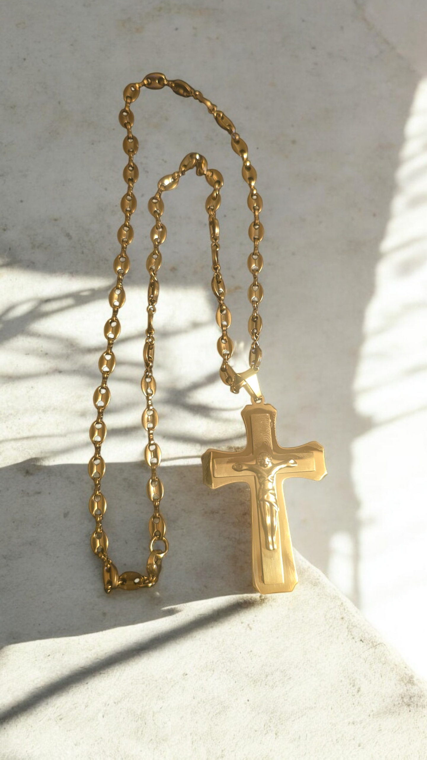 ensemble collier et  pendentif croix