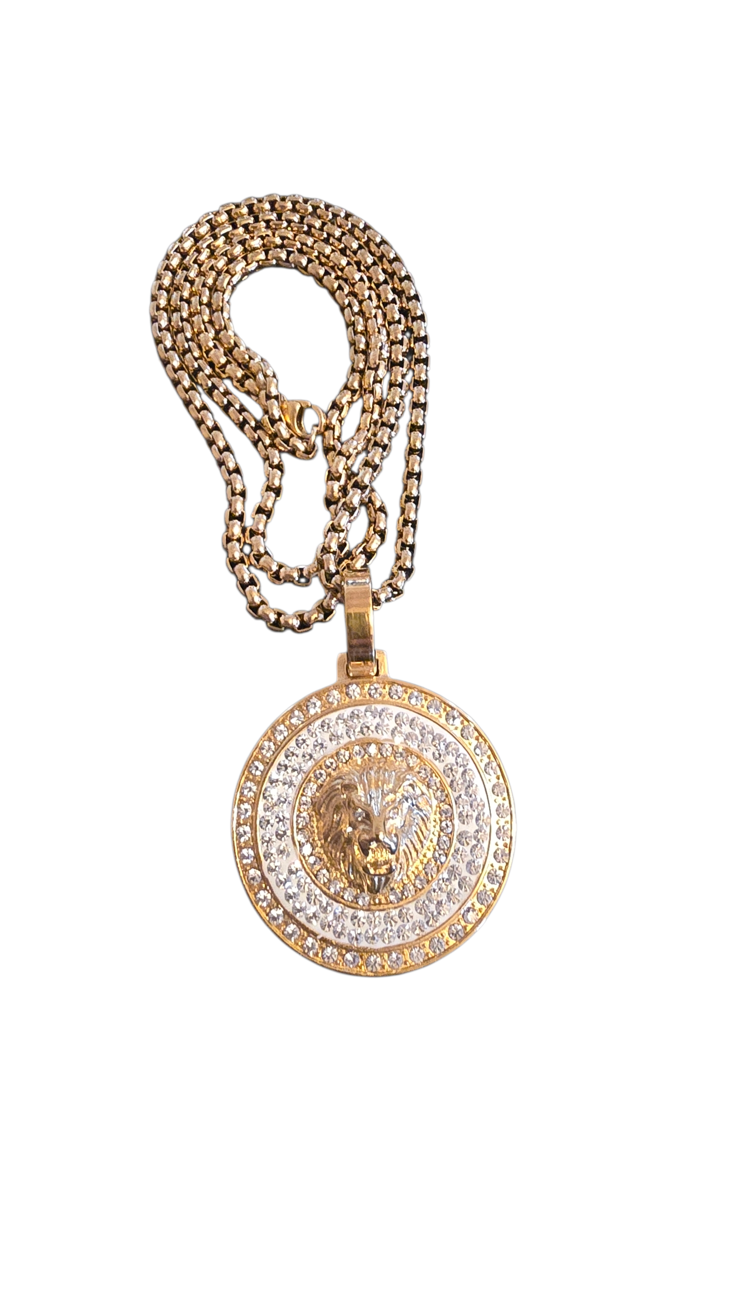 ensemble collier et  pendentif lion