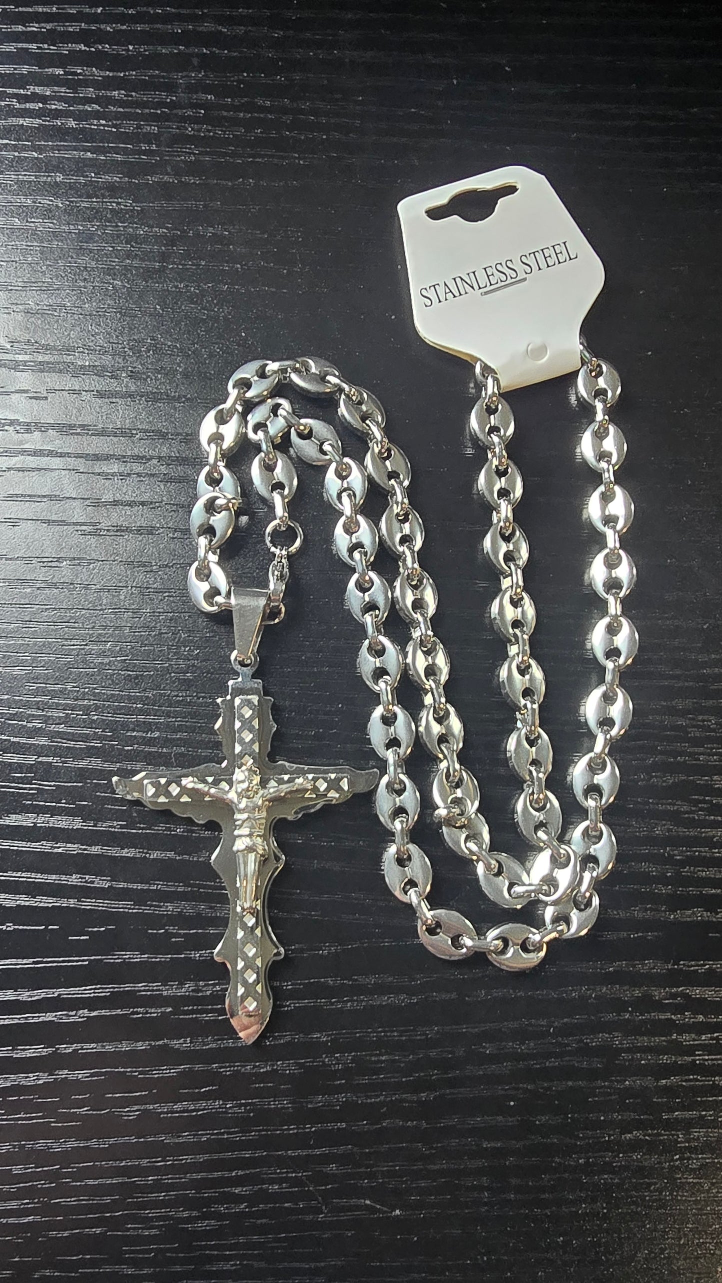 collier et  pendentif croix