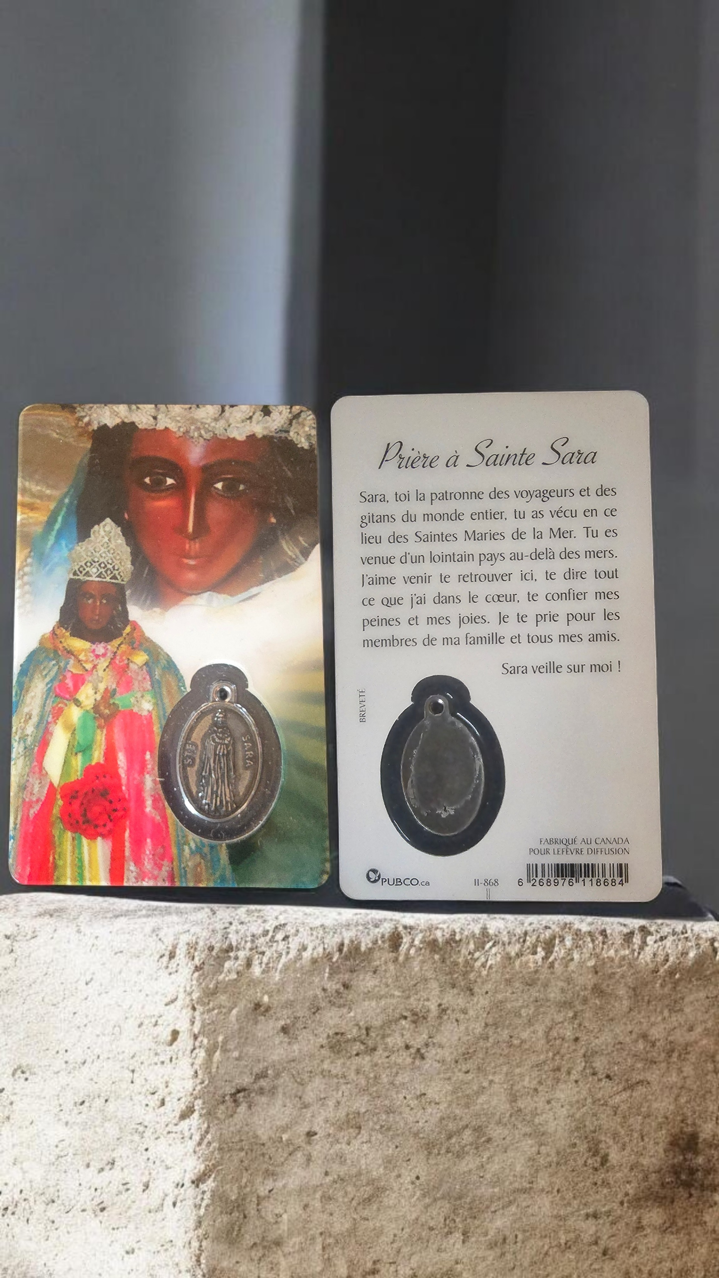 Carte médaille  saint sara