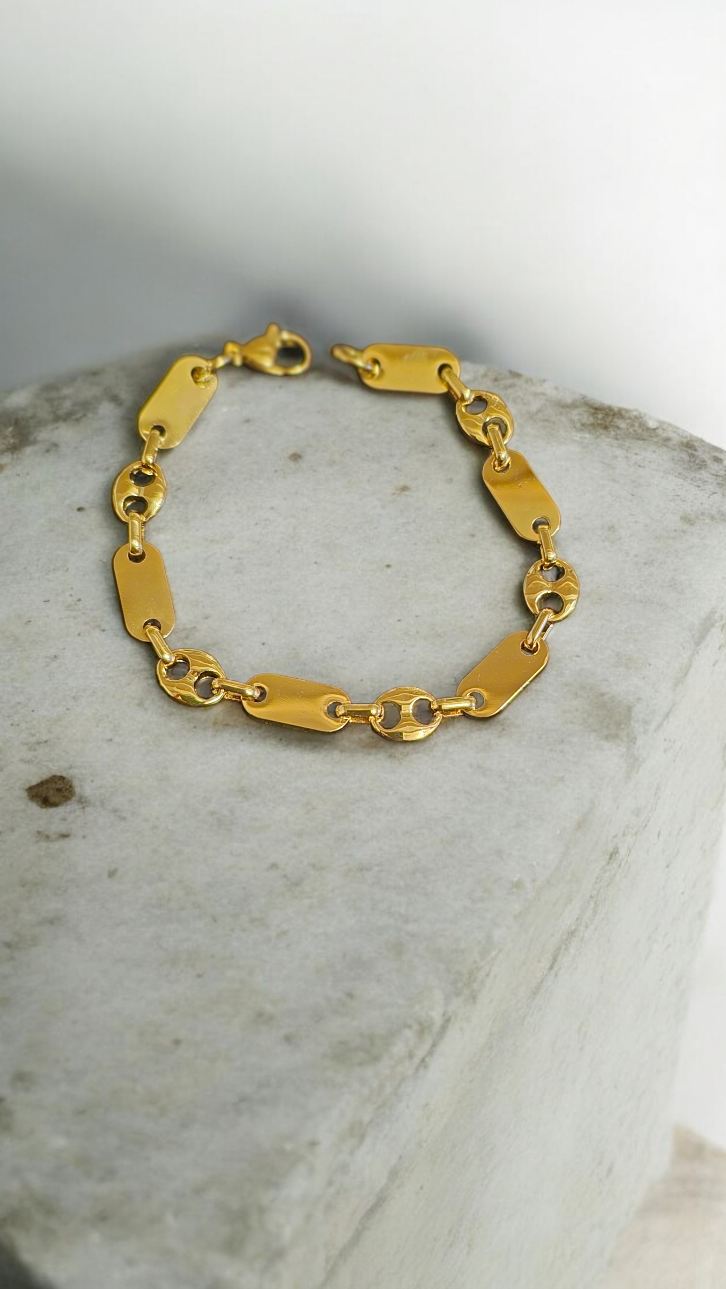 Bracelet givenchy d'oré