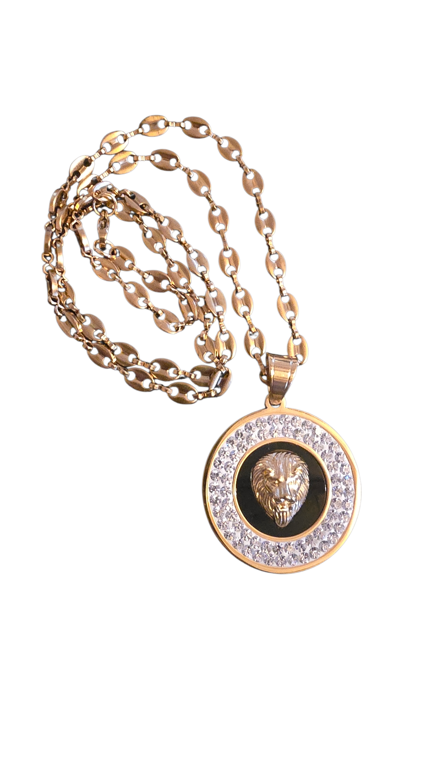 ensemble collier et  pendentif lion